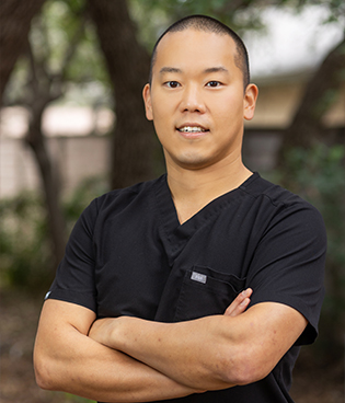 San Antonio Texas dentist Doctor Austin Lee